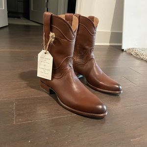 NWT Tecovas “Earl” Roper Boots